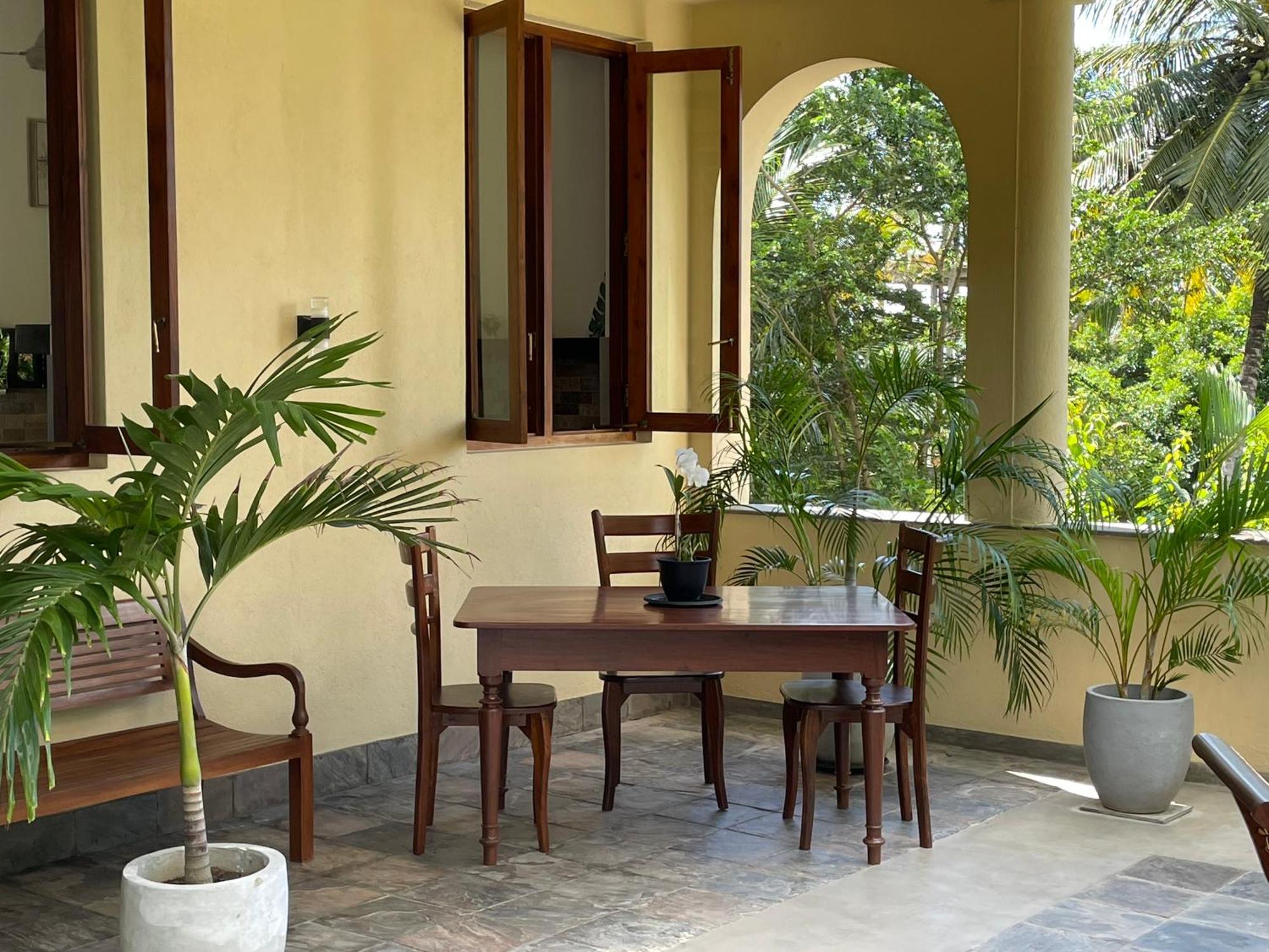 Khomba Lodge タンガラ エクステリア 写真