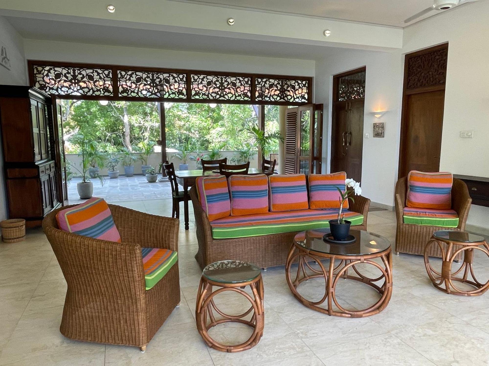 Khomba Lodge タンガラ エクステリア 写真